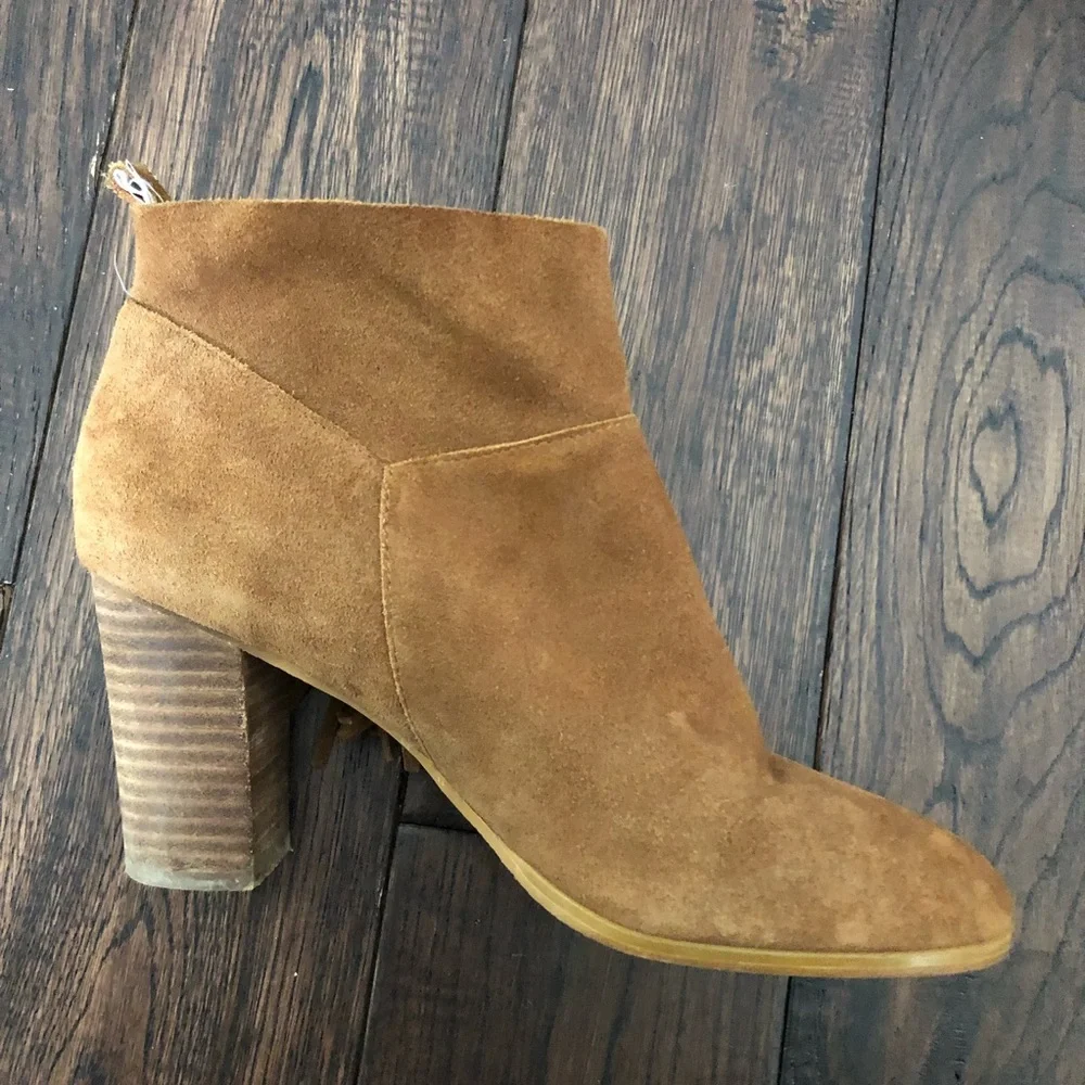 Crown vintage ankle boots